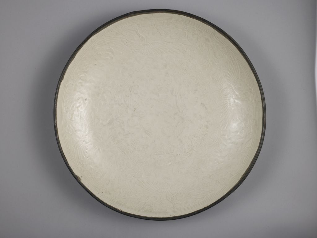 图片[2]-Dingyao white glaze printing peacock peony plate-China Archive